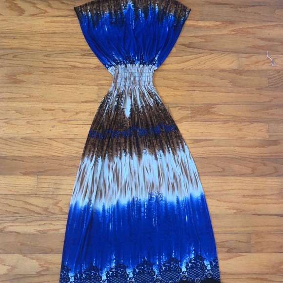 Beautiful, Long Silk Dress - Picture 2 of 7